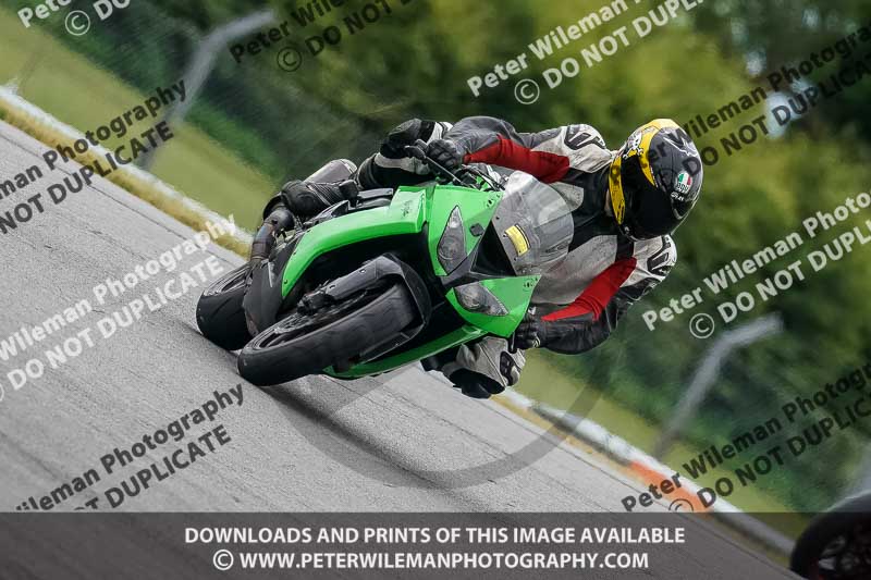 donington no limits trackday;donington park photographs;donington trackday photographs;no limits trackdays;peter wileman photography;trackday digital images;trackday photos
